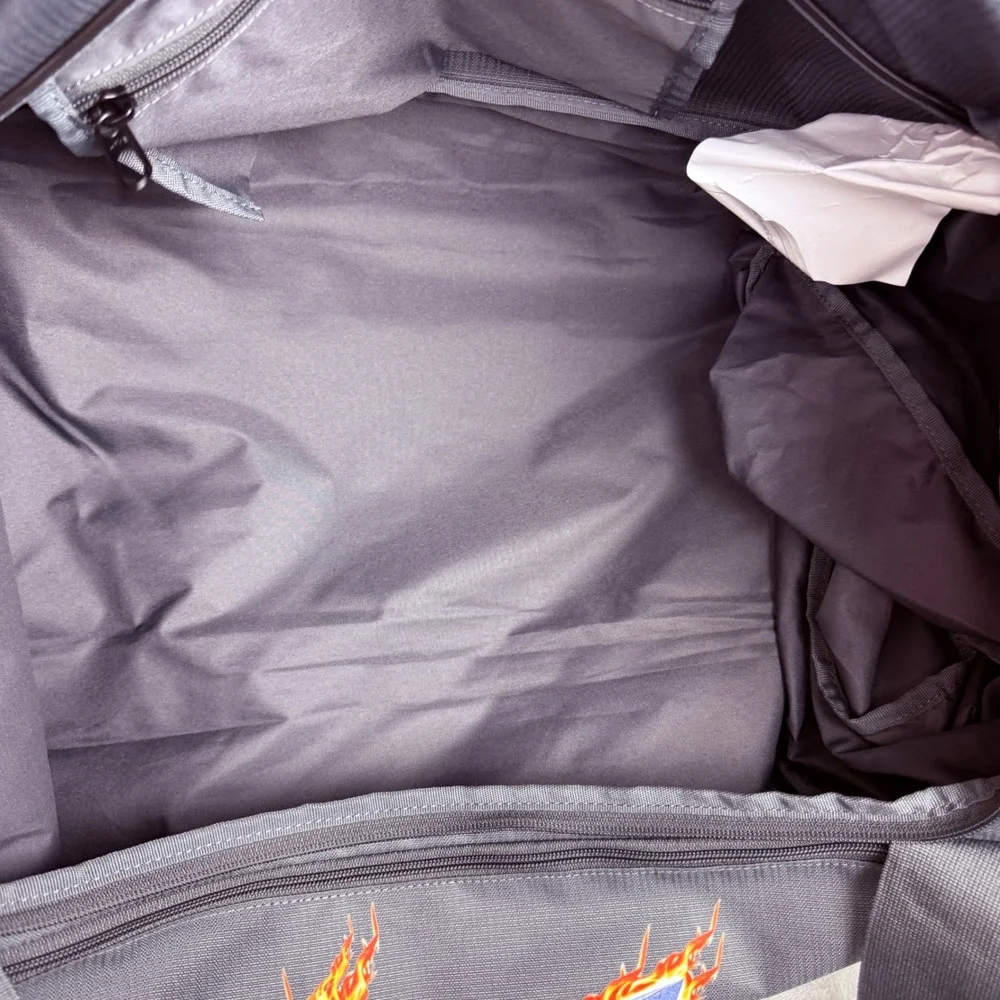 Nike Brasilia Small Duffel Bag Iron‎ Grey Flame Swoosh DQ4479-068 Sample